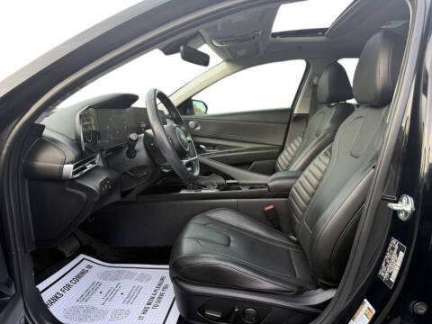 2023 Hyundai Elantra Hybrid Limited