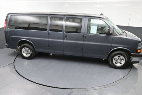 2017 Chevrolet Express LT 3500