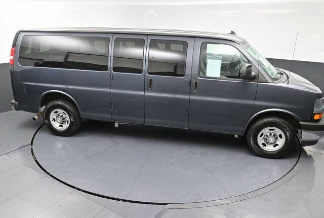 2017 Chevrolet Express LT 3500