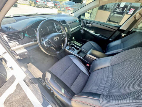 2017 Toyota Camry SE