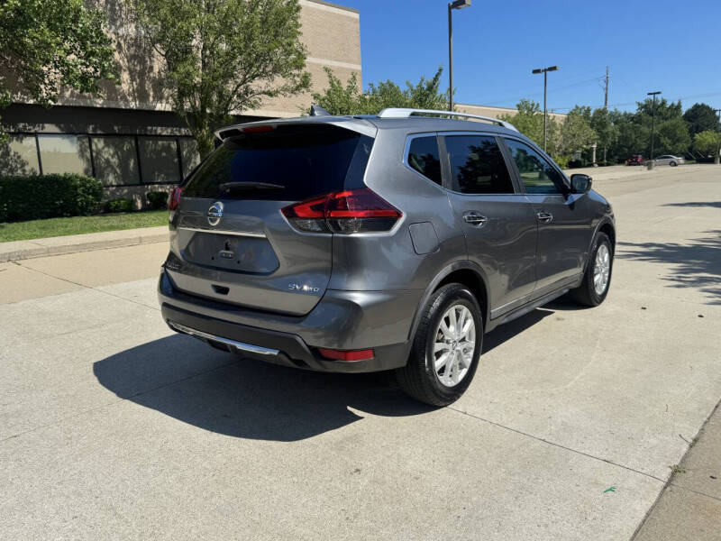 2018 Nissan Rogue SV