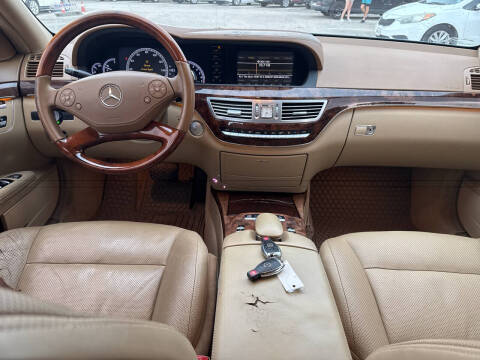 2010 Mercedes-Benz S-Class S 550