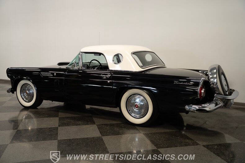 1956 Ford Thunderbird