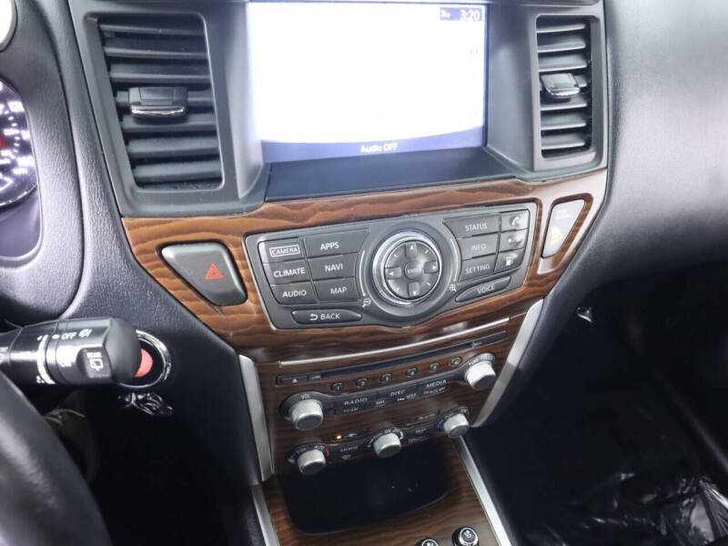 2020 Nissan Pathfinder Platinum