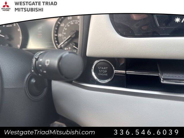 2026 Mitsubishi Outlander SE