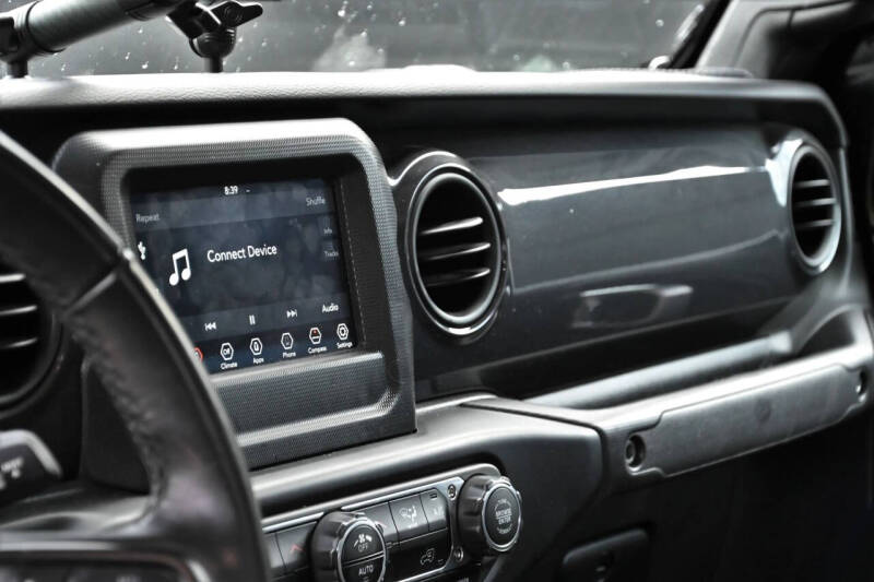 2022 Jeep Gladiator Altitude