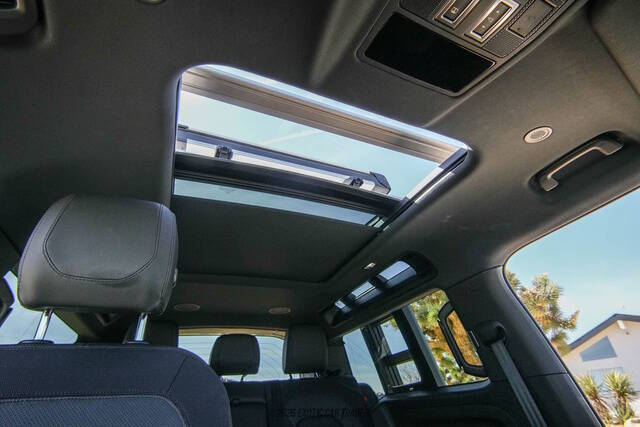 2023 Land Rover Defender 90 X-Dynamic SE