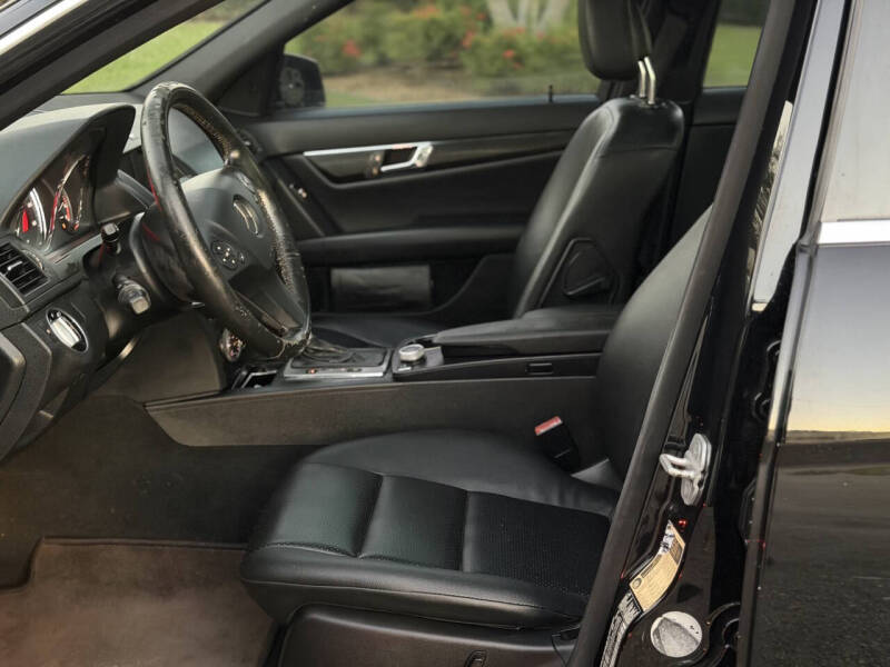 2011 Mercedes-Benz C-Class C 300 Sport