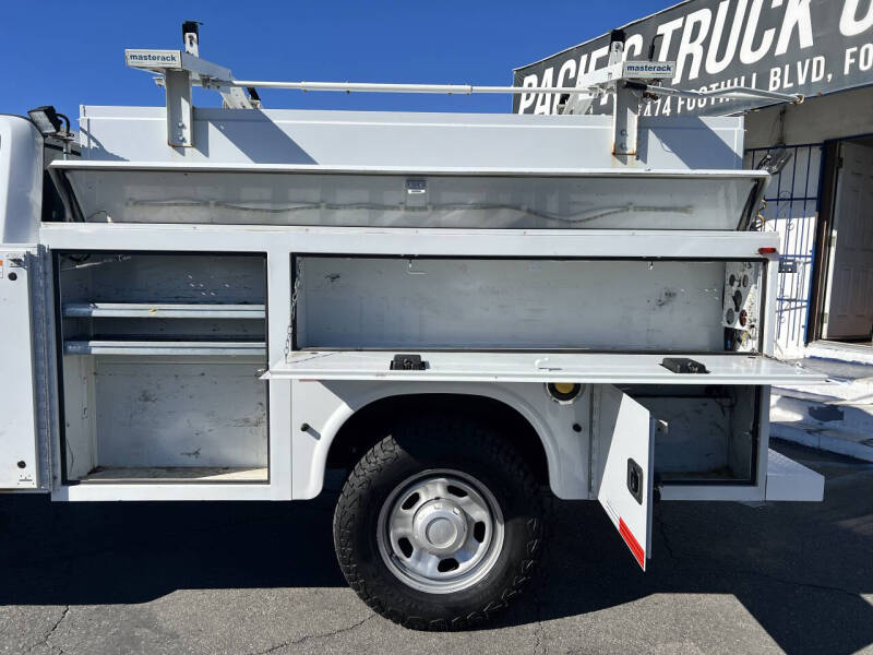 2017 Ford F-350 Super Duty XL