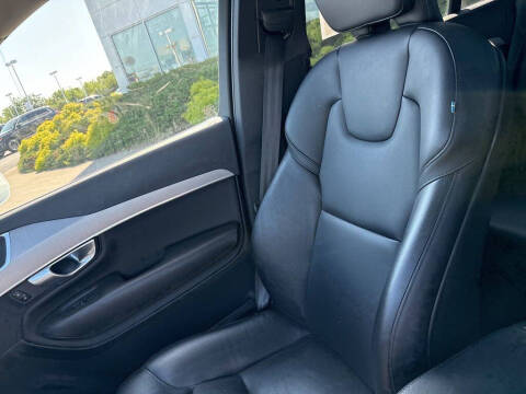 2023 Volvo XC90 B5 Core