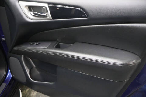 2019 Nissan Pathfinder SV