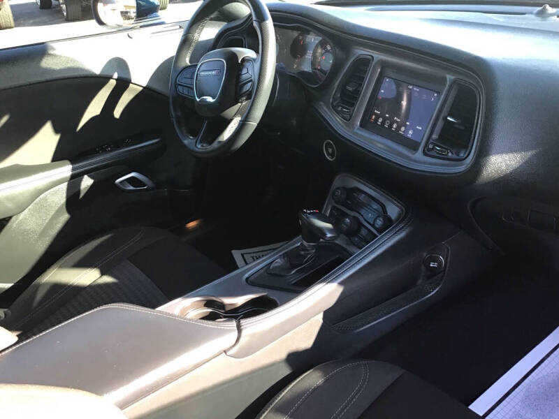 2023 Dodge Challenger SXT