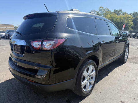 2017 Chevrolet Traverse LT