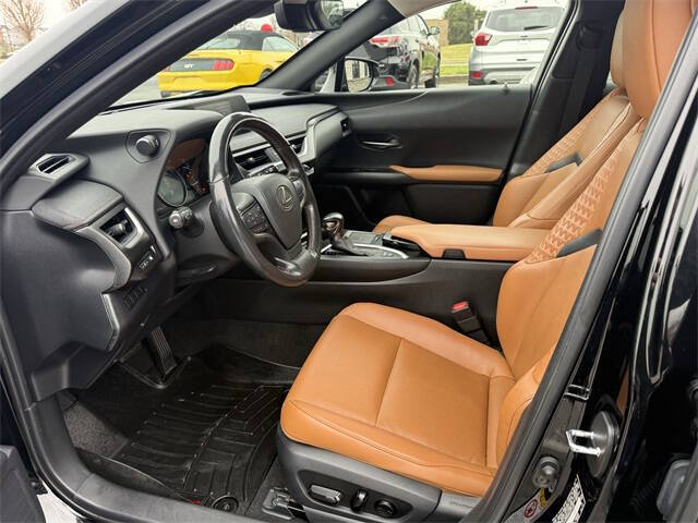 2019 Lexus UX 250h Luxury