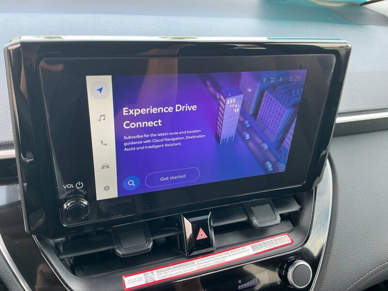 2025 Toyota Corolla Cross LE