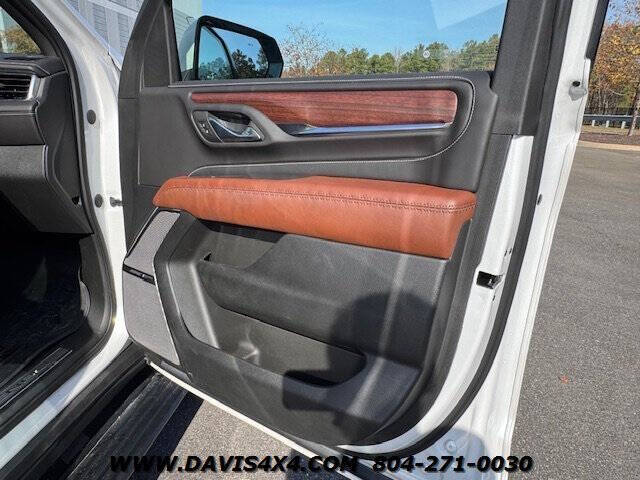 2023 GMC Yukon XL Denali Ultimate