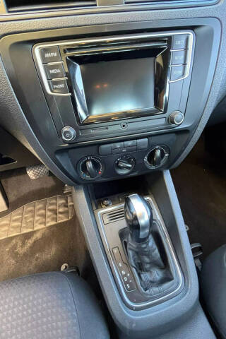 2016 Volkswagen Jetta