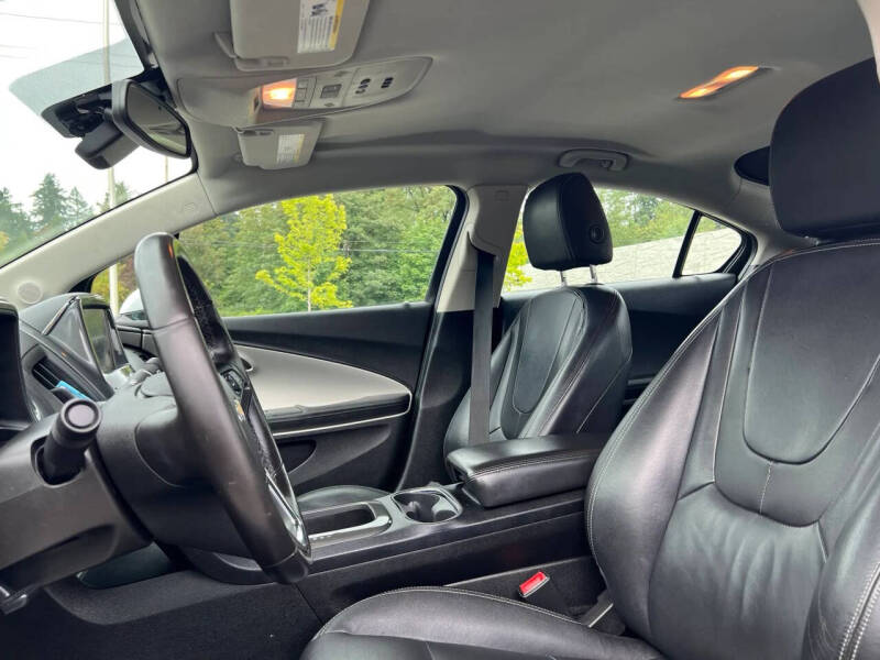 2013 Chevrolet Volt Premium