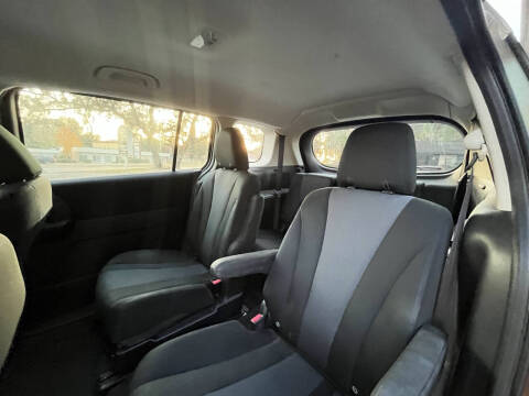 2013 Mazda MAZDA5 Sport