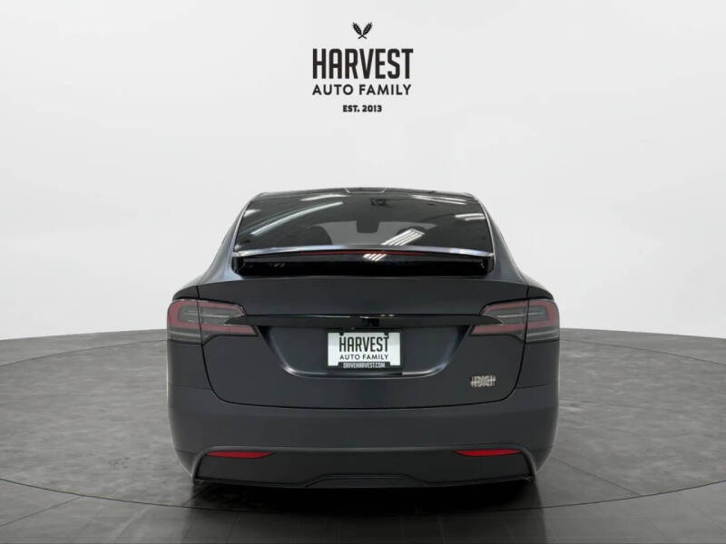 2026 Tesla Model X Plaid