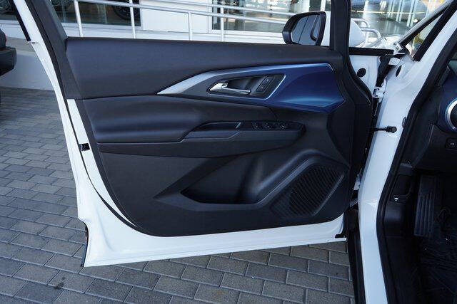 2025 Chevrolet Equinox EV LT 2