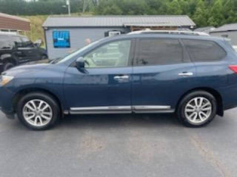 2013 Nissan Pathfinder for sale at Shifting Gearz Auto Sales in Lenoir NC