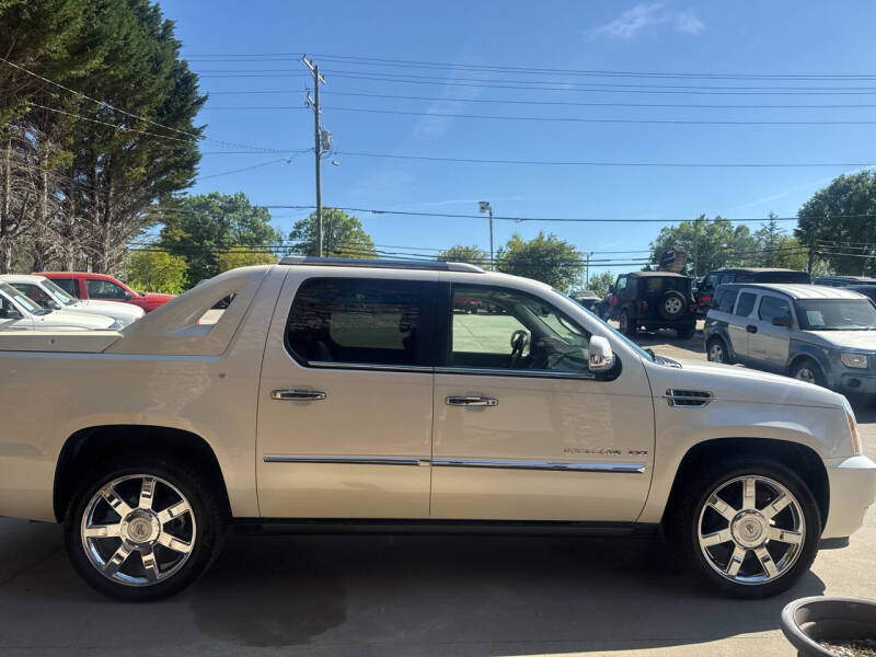 2012 Cadillac Escalade EXT Premium