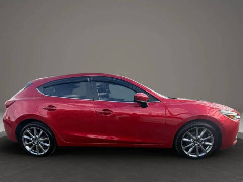 2018 Mazda MAZDA3 Grand Touring