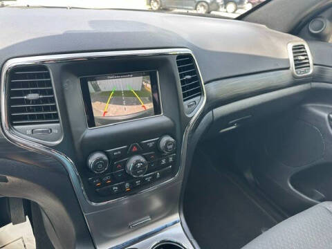 2020 Jeep Grand Cherokee Laredo
