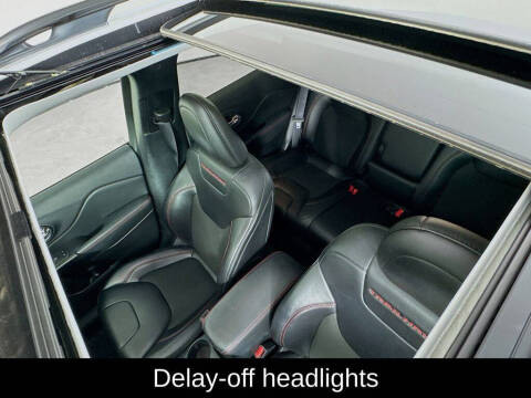 2022 Jeep Cherokee Trailhawk