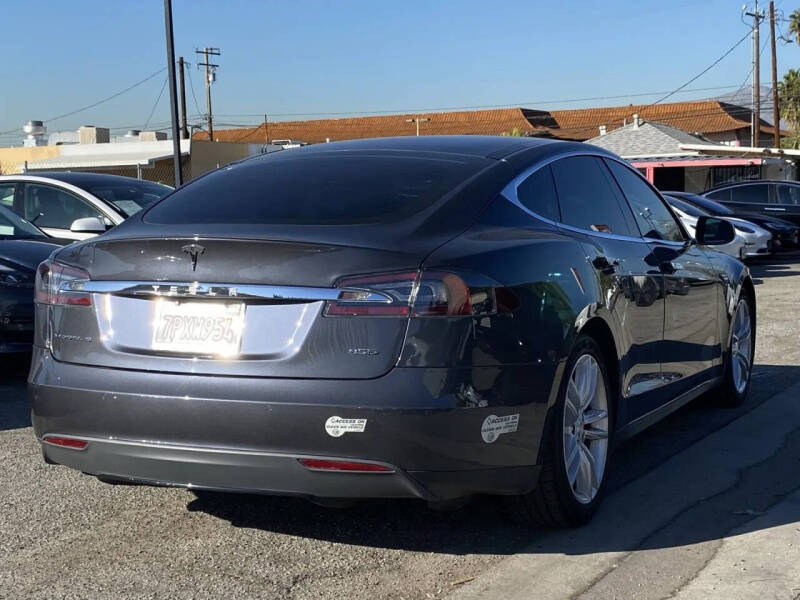 2015 Tesla Model S