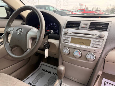 2010 Toyota Camry LE