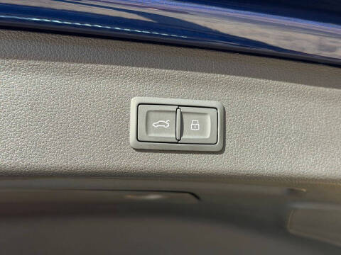 2025 Audi Q3 quattro S line Premium 45 TFSI