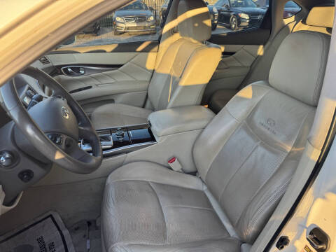 2013 Infiniti M37