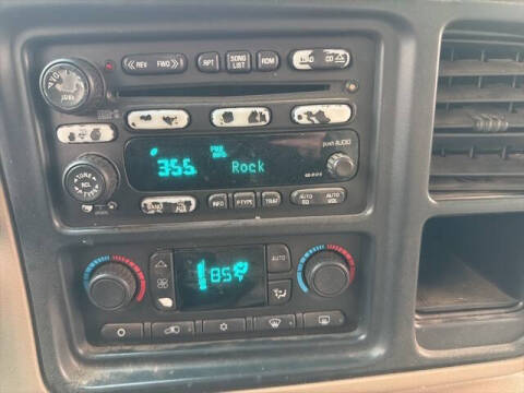 2003 Chevrolet Suburban 1500 LT