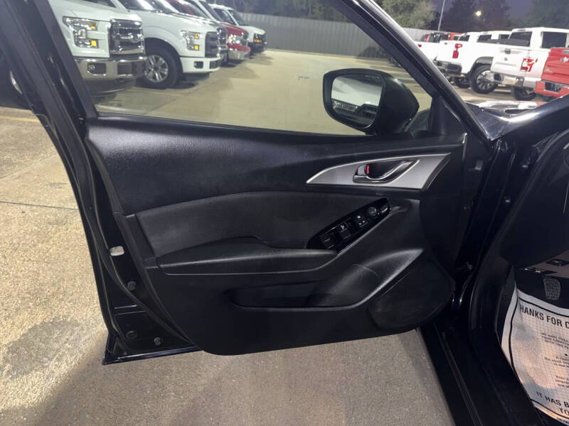 2018 Mazda MAZDA3 Sport