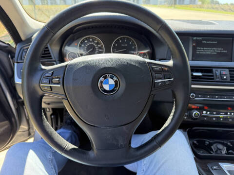 2011 BMW 5 Series 528i