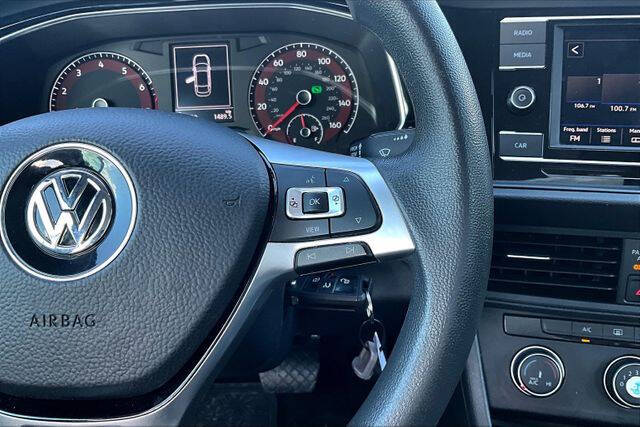 2019 Volkswagen Jetta R-Line