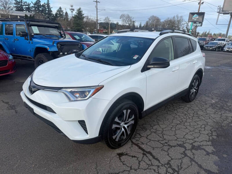 2017 Toyota RAV4 LE