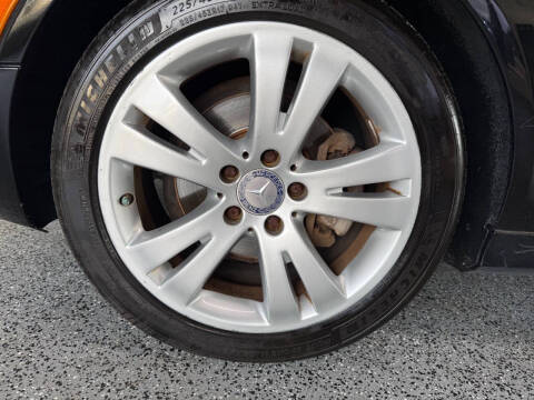 2011 Mercedes-Benz C-Class C 300 Luxury 4MATIC