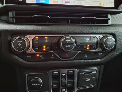 2026 Jeep Gladiator Sport S