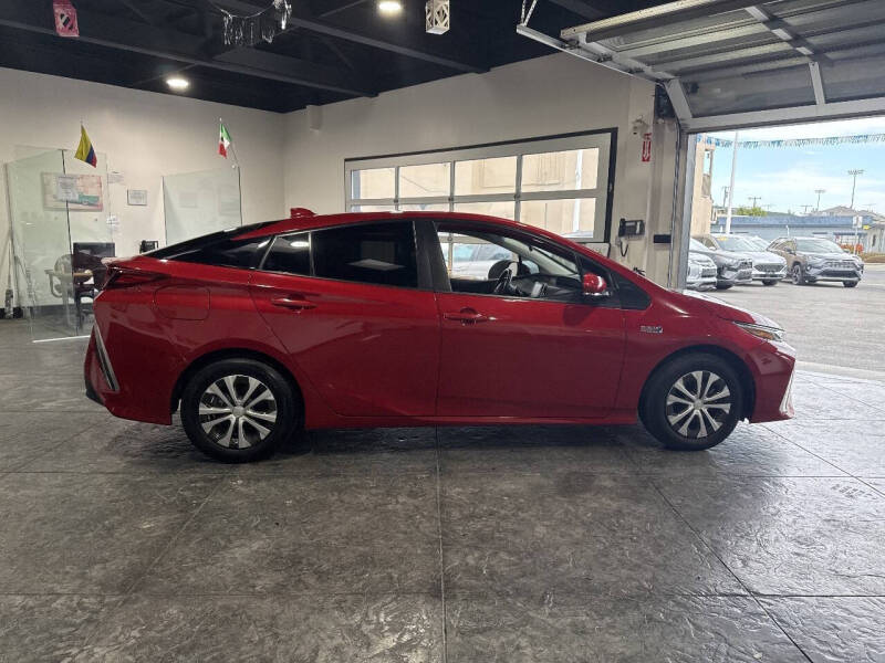 2021 Toyota Prius Prime XLE
