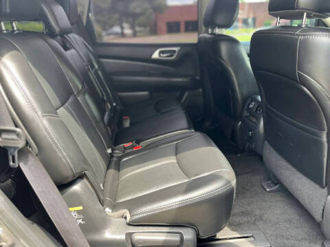 2017 Nissan Pathfinder