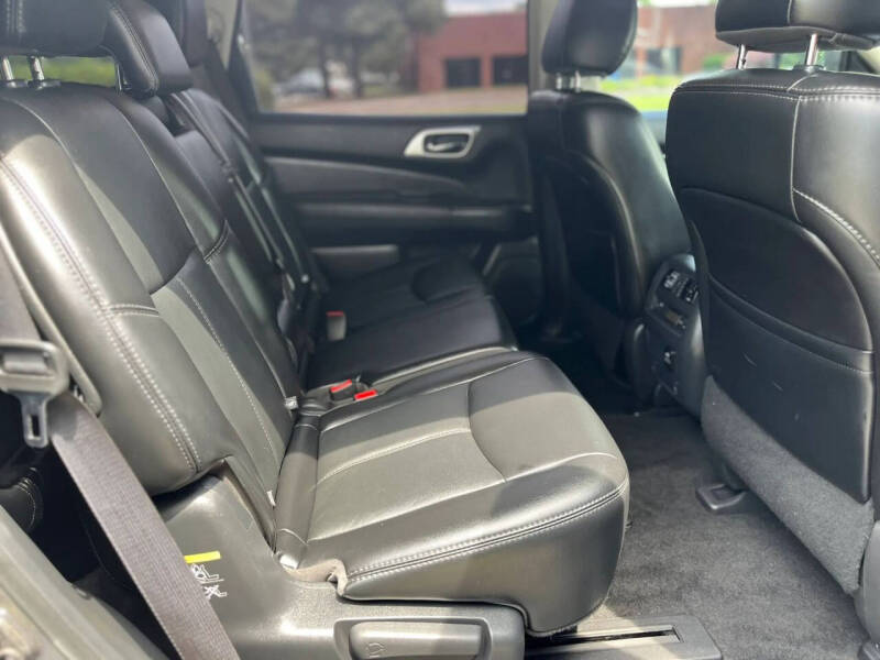 2017 Nissan Pathfinder