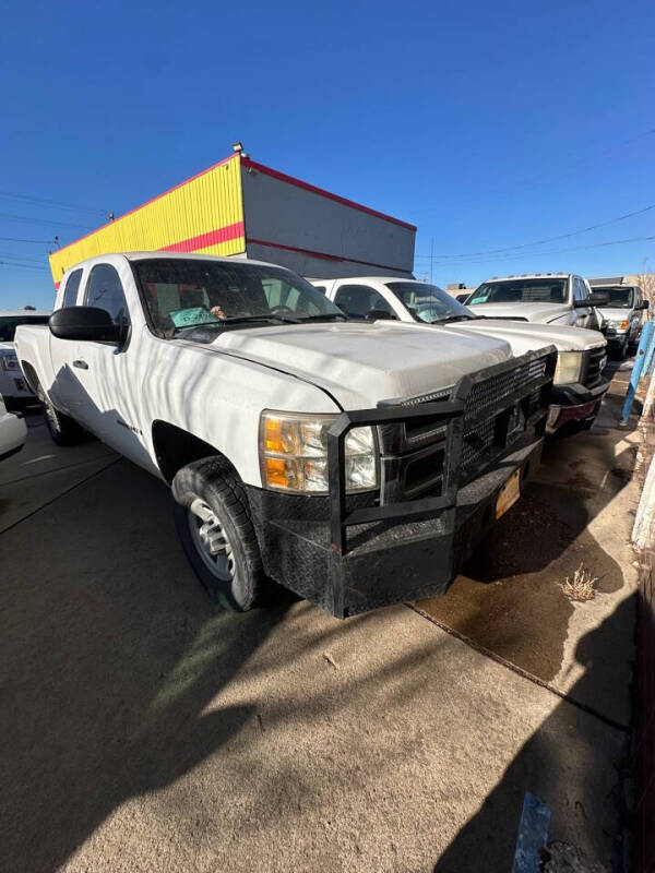 2009 Chevrolet Silverado 2500HD for sale at Victoria Auto LLC in Sioux Falls SD