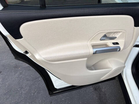 2020 Mercedes-Benz GLB GLB 250