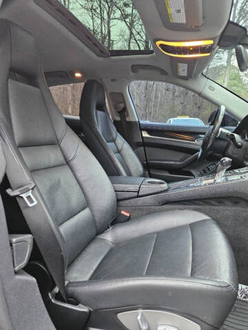 2012 Porsche Panamera 4