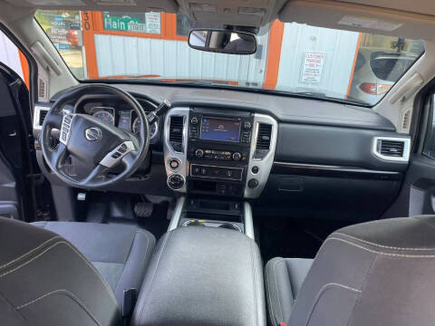 2018 Nissan Titan