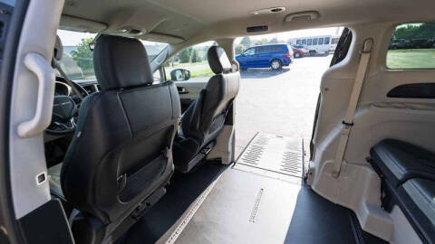 2019 Chrysler Pacifica Touring L