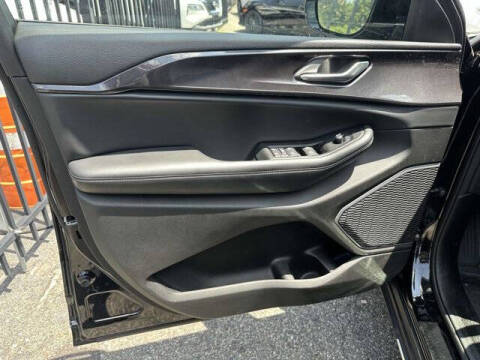 2022 Jeep Grand Cherokee L Altitude